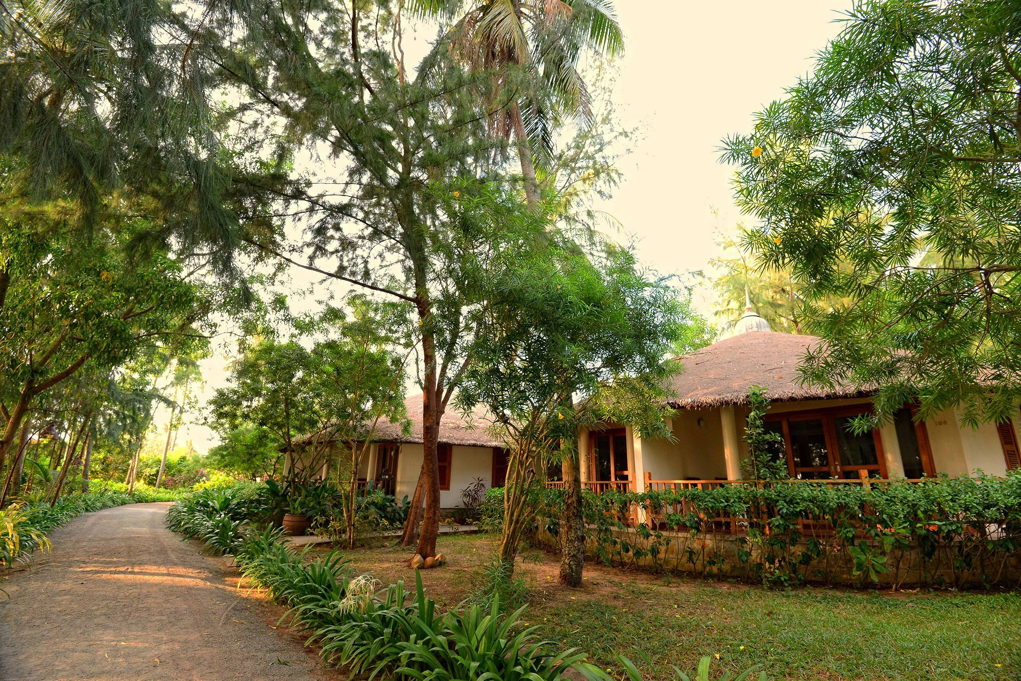 Nataya Round House Coral Bay Resort Kampot Eksteriør bilde